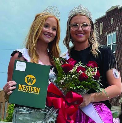 The 2023 Miss Derby Princess Jaylyn Hamon, left, presents 2024 Derby Princess Morgan White with roses, a tiara and a scholarship to Western Oklahoma State College. Mike Bush | Mangum Star